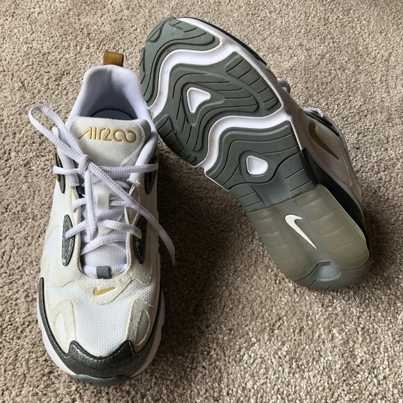 Gently used Nike air max 200 baby dragon GS marathon running shoes - Picture 8 of 8